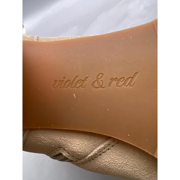 Violet & Red Loaded Knit Cuff Bootie – Tan – 10 – NWOB - Picture 6 of 8